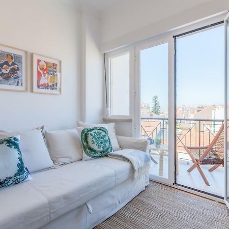 Renovated Sunny Apartment With Amazing Sunset Balcony , By Timecooler 리스본 외부 사진