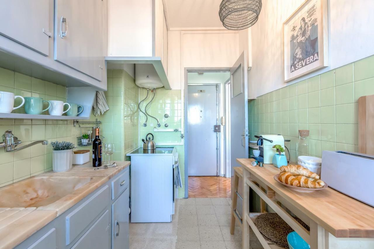Renovated Sunny Apartment With Amazing Sunset Balcony , By Timecooler 리스본 외부 사진