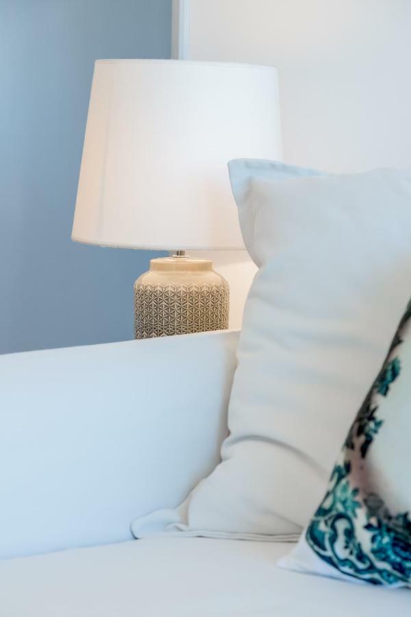 Renovated Sunny Apartment With Amazing Sunset Balcony , By Timecooler 리스본 외부 사진